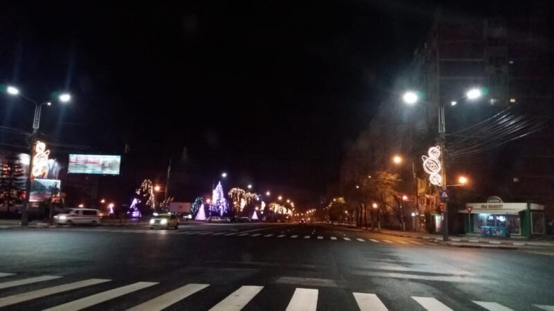 Primăria Constanța nu va aloca bani pentru iluminatul festiv din acest an