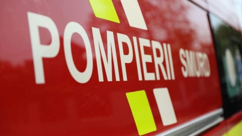 Incendiu la un apartament din Constanța: proprietara a ajuns la spital cu atac de panică