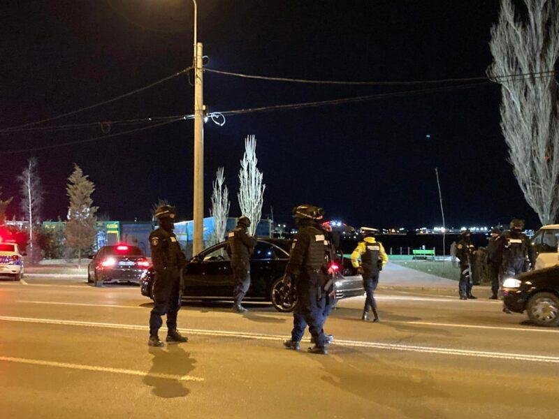 Militarul deposedat de arma din dotare şi muniţie, în unitatea militară din Mamaia Sat, ar fi urmărit o slujbă reliogioasă în momentul atacului