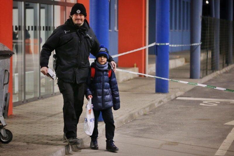 Un băiat de 11 ani din Ucraina a ajuns singur în Slovacia / Avea doar o pungă, paşaportul şi un număr de telefon scris pe mână