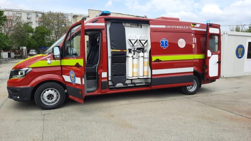 O ambulanță pentru transportul nou-născuților aflați în stare critică a intrat în dotarea ISU Dobrogea