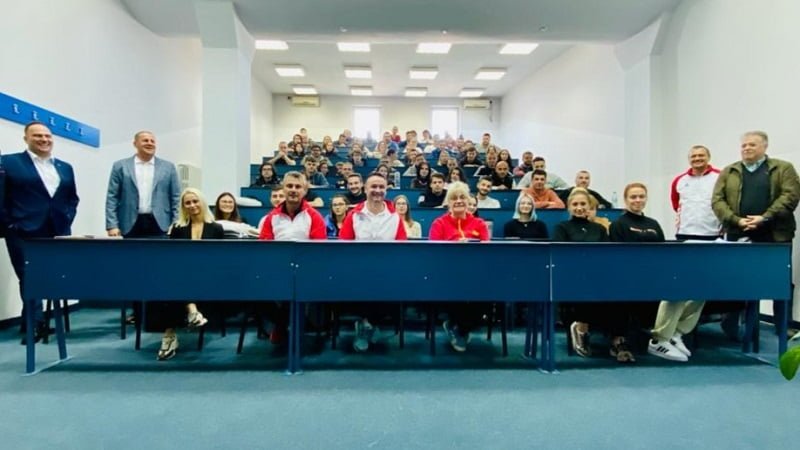 Universitatea Ovidius: Conferință științifică studențească în cadrul Proiectului MIȘCARE-JOC-APĂ@UOC