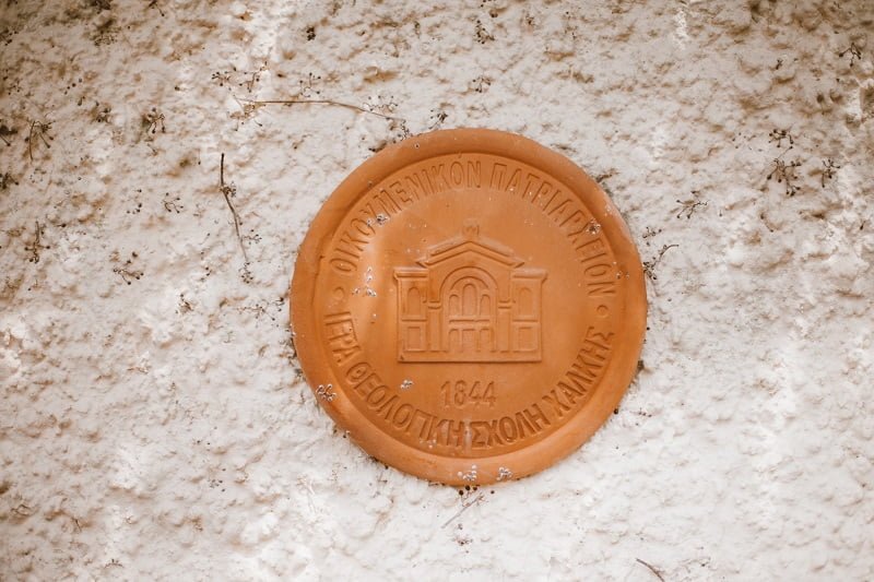 Oală cu monede antice găsită în județul Constanța