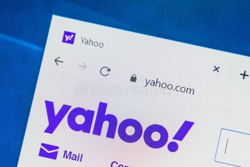 Yahoo va concedia peste 20% din personal