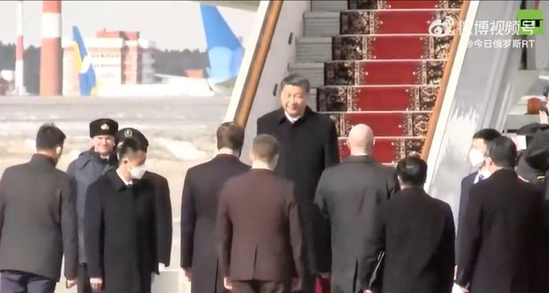 Președintele Chinei a ajuns în Rusia pentru a se întâlni cu Vladimir Putin/ Vizita, organizată după emiterea mandatului de arestare pe numele conducătorului de la Kremlin