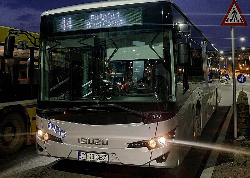 Program pilot la CT BUS: urcare – ușa 1, coborâre – ușile 2 și 3!
