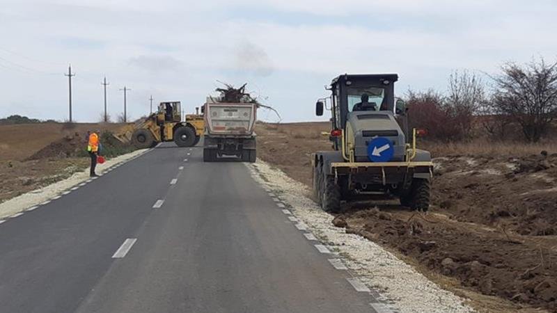 Lucrări de reabilitare și modernizare pe mai multe drumuri din județul Constanța