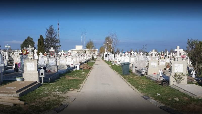 CONSTANȚA. Un bărbat și-a dat foc într-o criptă din Cimitirul Central: are arsuri de gradul 3 pe 80% din suprafața corpului