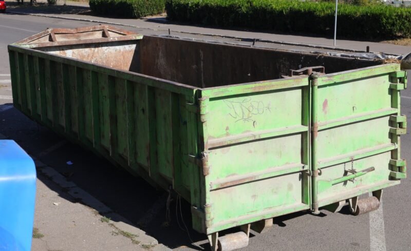Constănțenii din zona Stadion pot depune deșeurile voluminoase în containerul special amplasat pe strada Chiliei