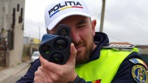 Noul sistem “e-SIGUR” este activ pe autostrăzile A1 şi A2. Vitezomanii nu vor mai fi traşi pe dreapta de poliţişti, vor primi amenzile direct acasă