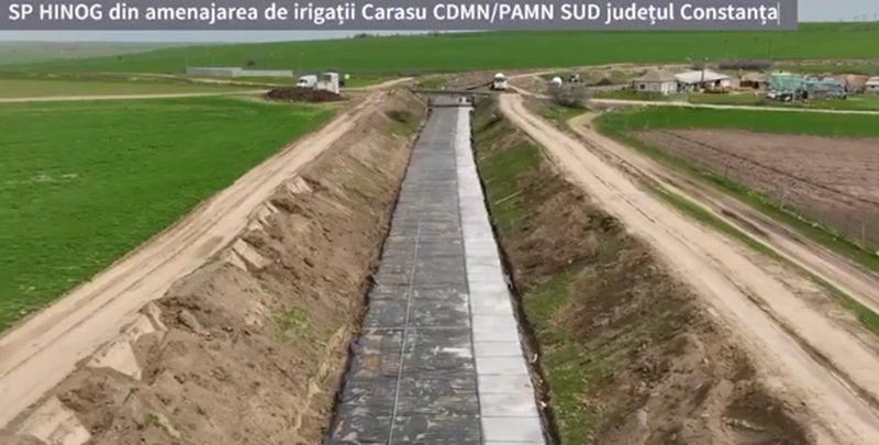 Barbu prezintă imagini cu lucrările de investiţii de la Amenajarea de Irigaţii Carasu, din judeţul Constanţa. “Fermierii din zonă vor putea iriga aproximativ 600 de hectare”