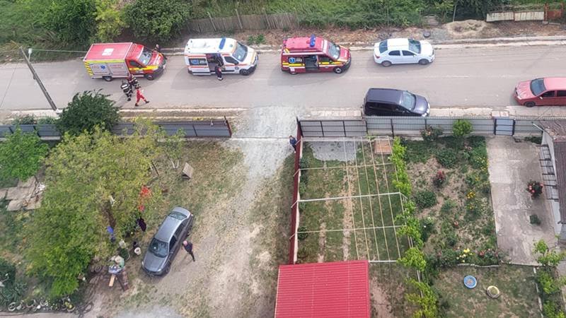 (VIDEO) UPDATE. Alertă în județul Constanța! Un copil de 9 ani și doi adulți au căzut într-o fântână – intervine elicopterul SMURD