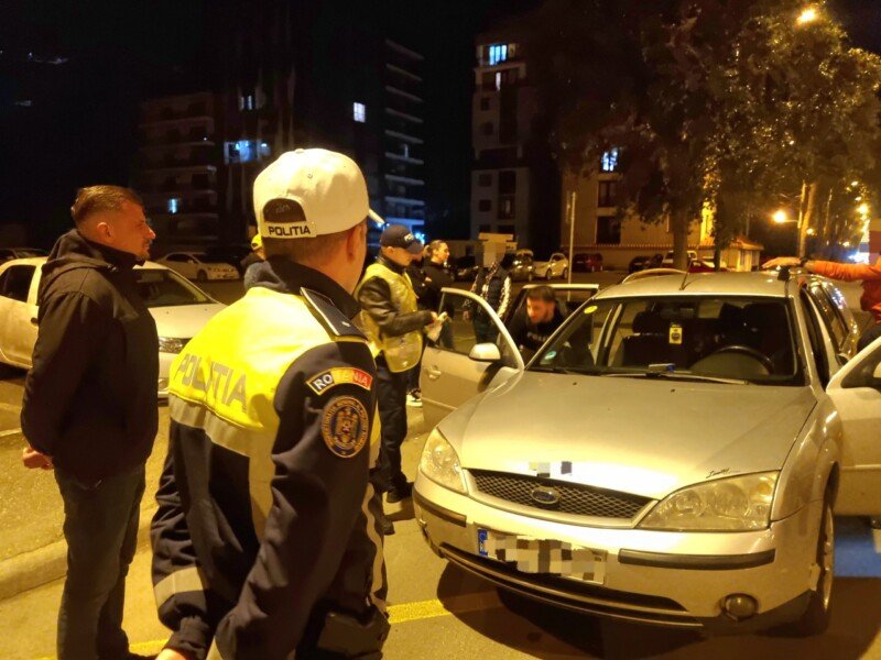 Acţiune a poliţiştilor în municipiul Constanţa. Au fost scoşi din trafic trei şoferi, amenzi de 29.000 de lei
