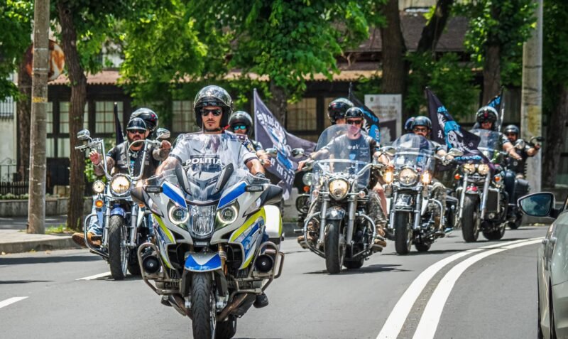 Sute de motociclişti au participat la o paradă în stațiunea Venus. Polițiștii au fost prezenți printre aceștia, pentru a preveni incidentele neplăcute