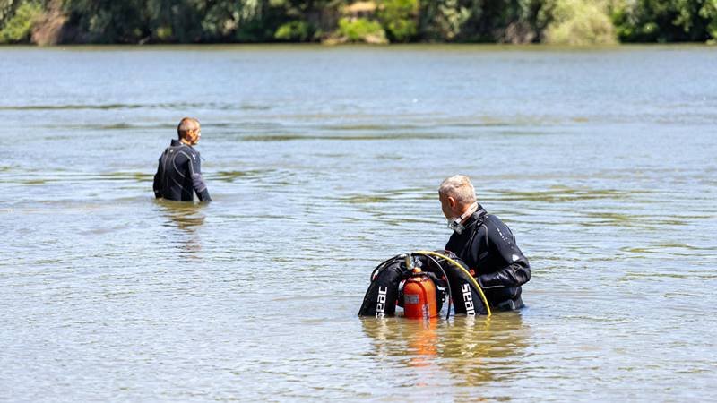 Pompierii tulceni caută un bărbat dispărut în apele Dunării