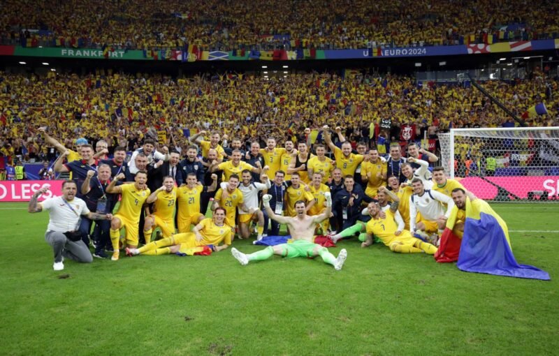 “Generaţia de Suflet” a reuşit o performanţă istorică. După 24 de ani, România trece de grupele Campionatului European, Ianis Hagi: “Vom muri pentru acest tricou”