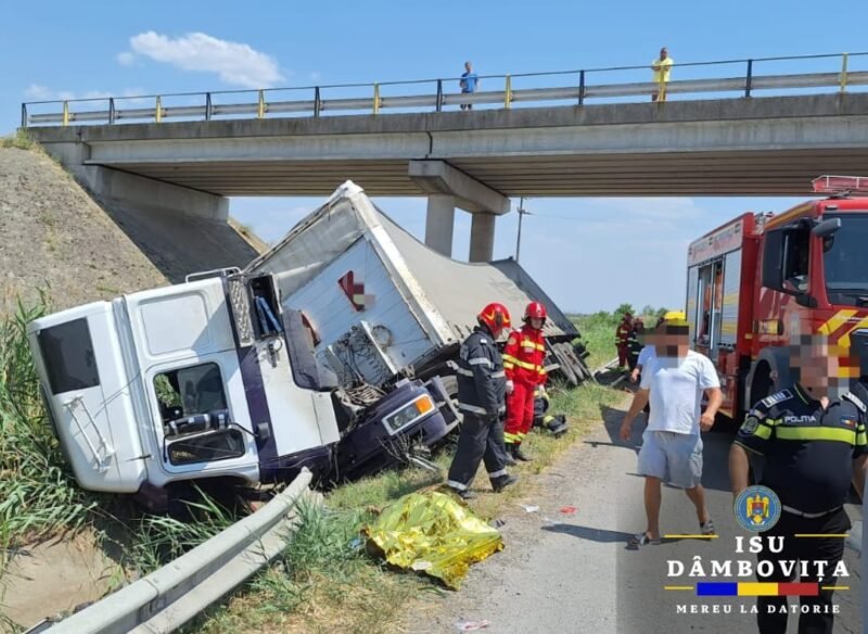 Accident cumplit pe A1. Trei morţi şi patru răniţi după ce un TIR s-a izbit de o dubă oprită pe banda de urgență