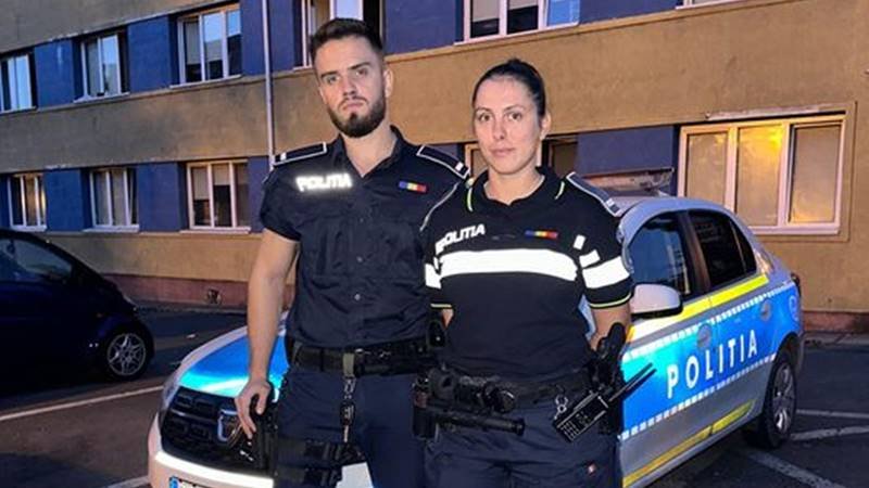 CONSTANȚA. Eroii zilei: Vanesa și Alexandru au pătruns într-un apartament cuprins de flăcări și au salvat un bărbat rămas captiv înăuntru