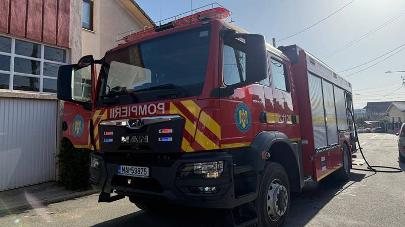 (VIDEO) Incendiu la o centrală termică de locuință, în Tulcea: două persoane s-au autoevacuat