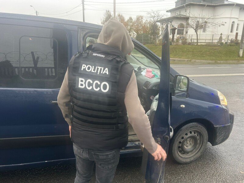 Amplă acţiune a Poliţiei în mai multe judeţe, printre care şi Constanţa. Se verifică locurile de cazare şi de muncă ale cetăţenilor străini non-UE, cu vize de muncă