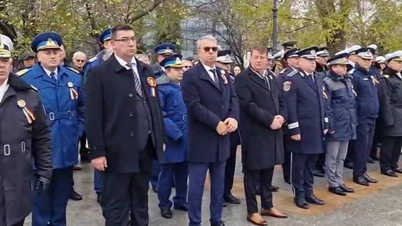 (FOTO) Ceremonial militar și religios la Constanța, cu ocazia Zilei Naționale a României: Vergil Chițac și Florin Mitroi, prezenți la eveniment