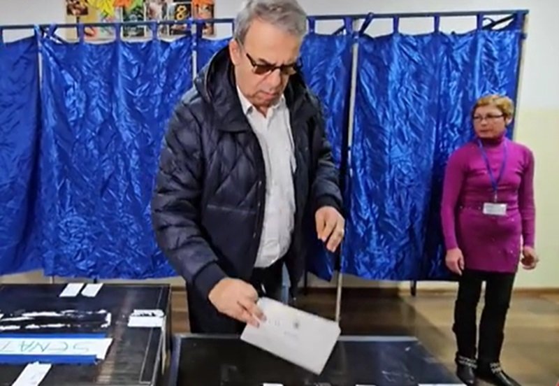 Primarul Constanţei, Vergil Chiţac, a votat. “Vom ști la finalul zilei, care dintre cele două tabere este mai puternică”