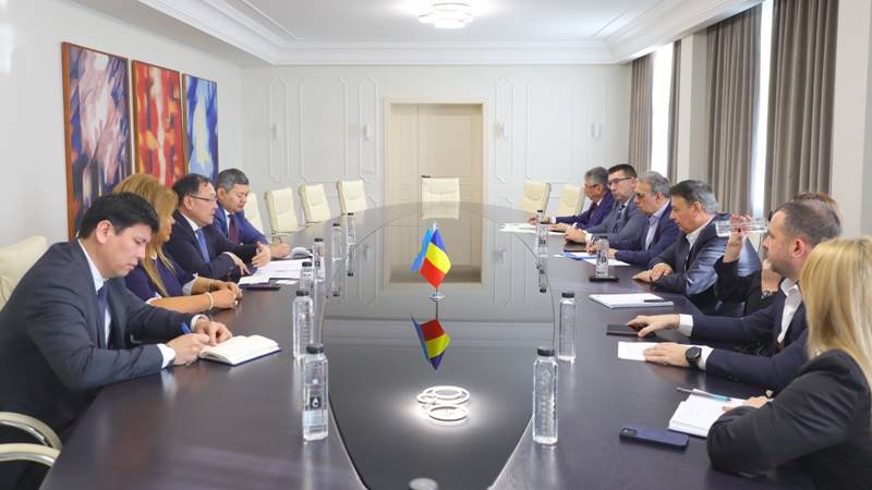 Ambasadorul Republicii Kazahstan, în vizită la Constanța: s-a convenit inițierea procedurii de stabilire a unor raporturi de colaborare între orașul nostru și orașul port Aktau