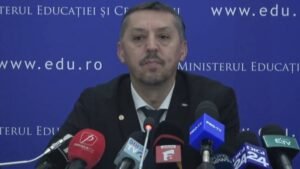 Ministrul Educaţiei: Modelele pe care le avem la ora actuală în învăţământul liceal nu mai pot continua! Încarcă prea mult elevii