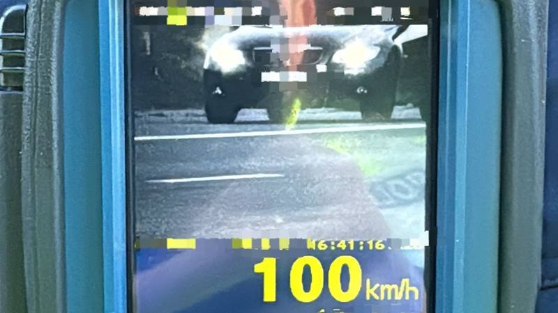 Tânăr de 29 de ani prins circulând cu 100 de km/h pe un bulevard din Mangalia, unde limita era de 50 km/h