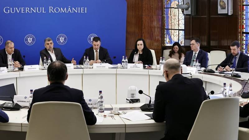 Marcel Ciolacu, după întâlnirea cu investitorii străini: „Estimăm o creștere economică de 2,5% în acest an bazată pe investiții și atragerea de fonduri europene”