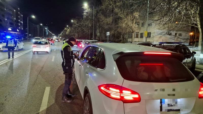 (VIDEO) Acțiunea Blocada în municipiul Constanța: au fost legitimate peste 200 de persoane și verificate aproximativ 100 de vehicule