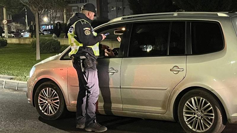 Acțiunea Blocada în municipiul Mangalia: au fost legitimate 100 de persoane și verificate 80 de vehicule și opt săli de jocuri de noroc