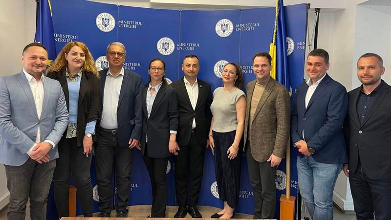 Ministrul Energiei a semnat un proiect de energie regenerabilă pentru administrația publică din Constanța: 32,69 milioane lei investiți prin Fondul pentru Modernizare