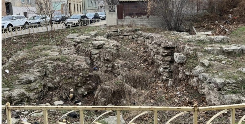 Scandal în Consiliul Local Constanța! Bloc de 6 etaje construit lângă Poarta Mare a Cetății Tomis, Ovanesian: „Avocatul Primăriei este în conflict de interese”
