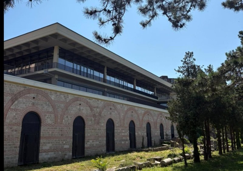 Vești bune pentru constănțeni! Edificiul Roman cu Mozaic și-a recăpătat strălucirea și va fi redeschis publicului!