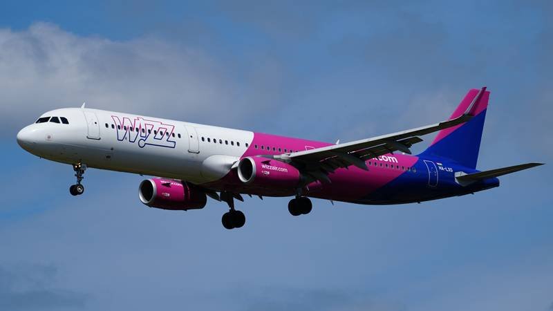 Alertă pentru românii din Belgia! Perturbări majore în transportul aerian și urban