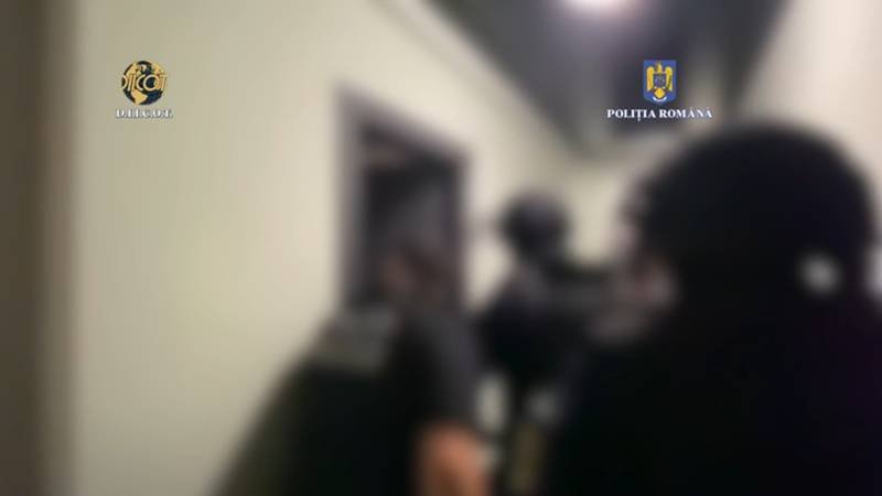 Polițist de penitenciare din Constanța, reținut după ce a divulgat date din anchetă și identitatea unui colaborator DIICOT