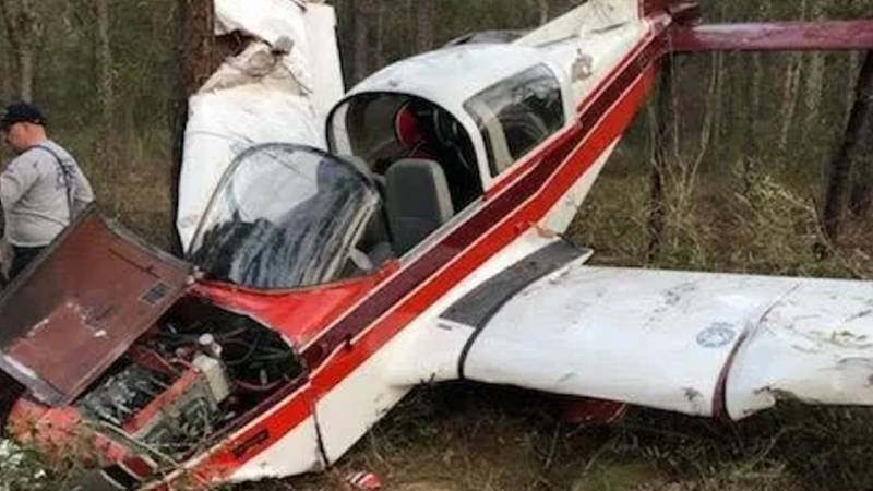 NAȚIONAL. Un avion de mici dimensiuni s-a prăbușit: pilotul a fost găsit decedat