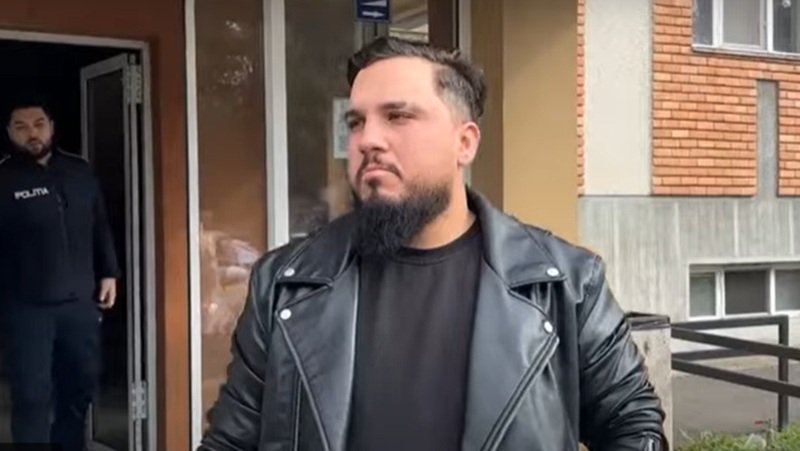 CONSTANȚA. Șoferul urmărit de polițiști a ieșit cu zâmbetul pe buze din sediul IPJ: „Am fost speriat”. Amendă de 15.000 de lei