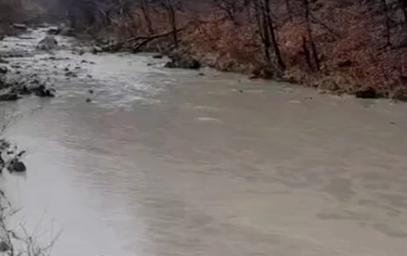 Situație critică în Prahova! Opt localități fără apă din cauza fenomenelor hidrologice, Apele Române cer declararea stării de urgență