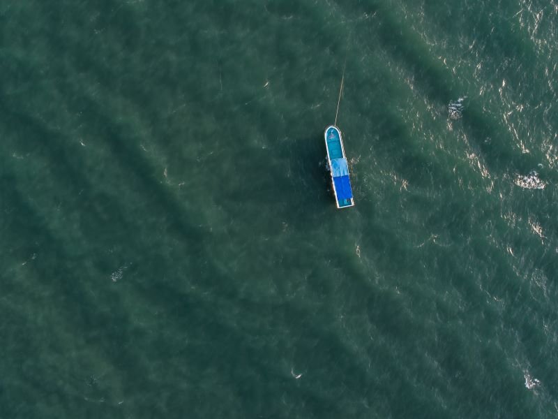 Navigația din Marea Neagră, în pericol: o dronă maritimă a fost distrusă de scafandrii militari