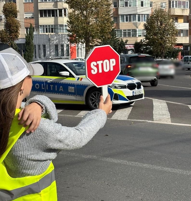 UPDATE Minoră accidentată pe o trecere de pietoni din Constanța. Poliția face apel la prudență