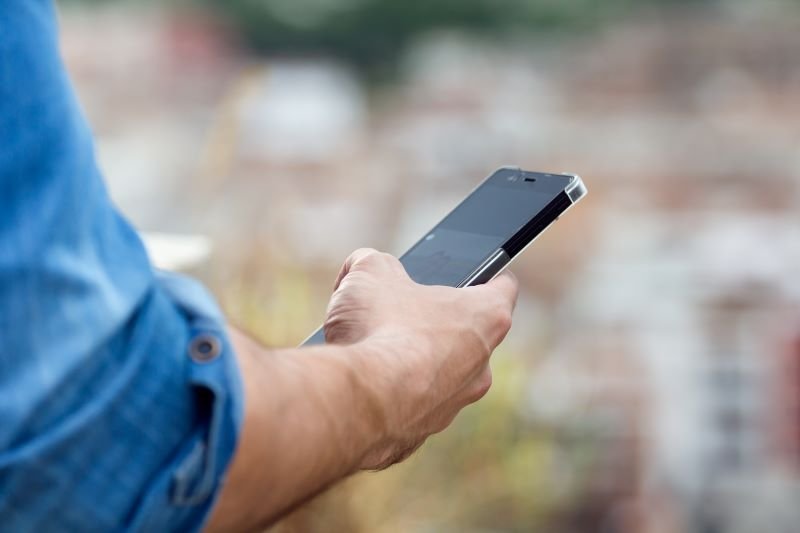 Cetățenii moldoveni vor beneficia de servicii de telefonie și internet în UE fără taxe suplimentare