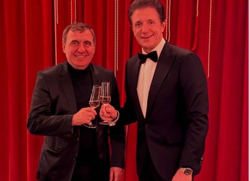 Gheorghe Popescu preia de la Gheorghe Hagi pachetul majoritar de acțiuni al clubului Farul Constanța
