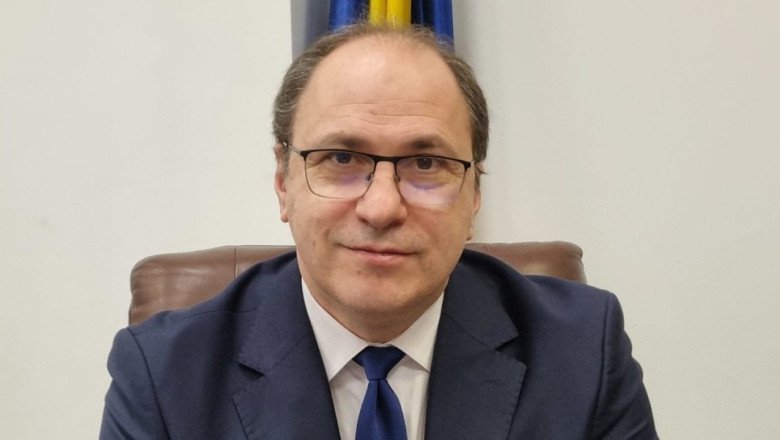 Cine este Mihai Dimian, noul ministru propus la Educaţie. Dublu licenţiat în fizică şi matematică, nu e membru de partid