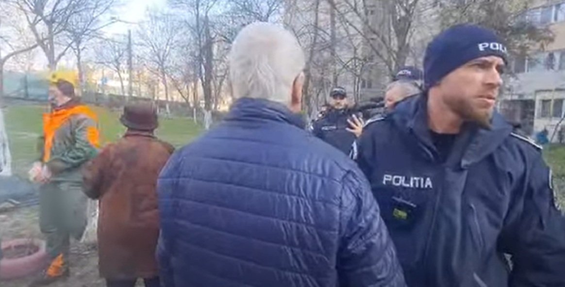 Constănțeni în luptă cu drujbele! Echipele de muncitori au revenit să taie copacii – cel puțin 10 polițiști „au asigurat ordinea”, în timp ce oamenii vor dreptate