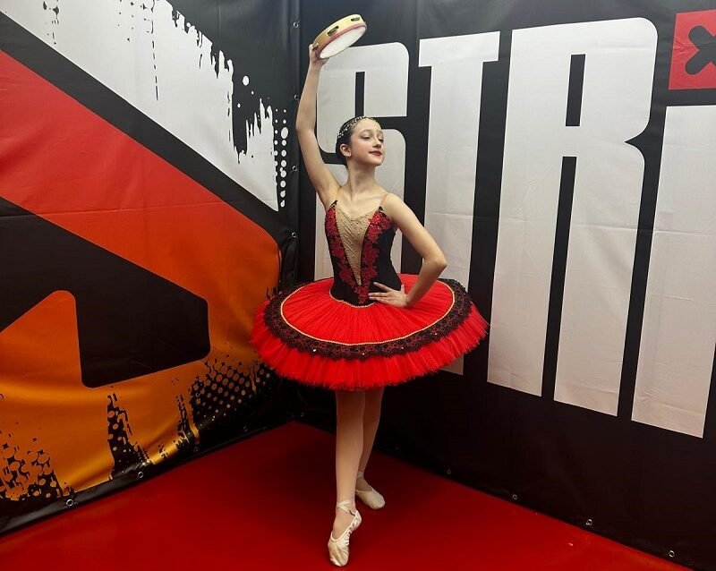 Irina Alexandra Sburlan, de la Colegiul Național de Arte „Regina Maria”, AUR la competiția internațională BONITO DANCE