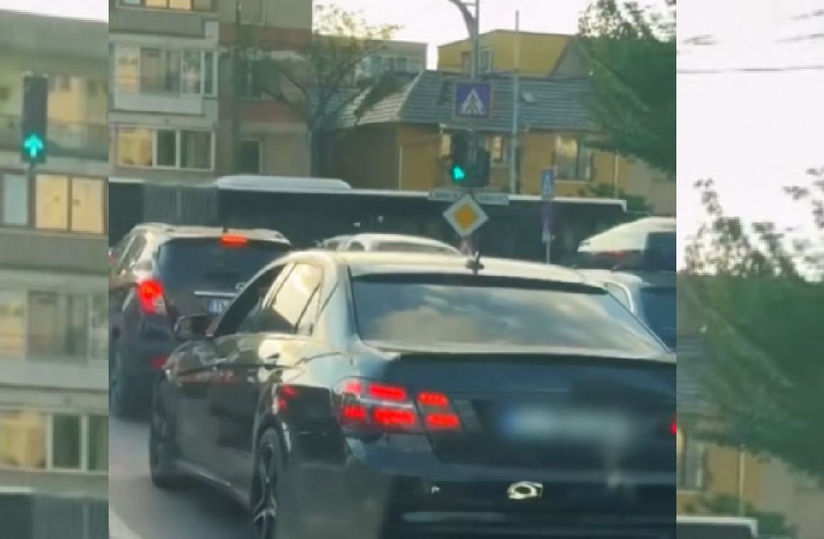 Șofer sancționat după ce comportamentul său a fost raportat prin hub-ul MAI
