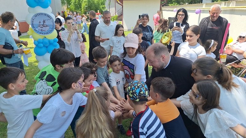 Bucurie și voie bună de Ziua Copilului, la Biserica Sfânta Maria din Constanța